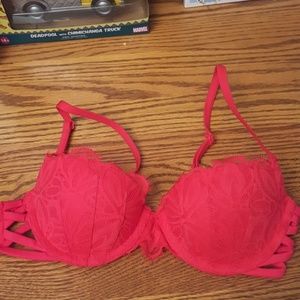 V.S. Pink bra